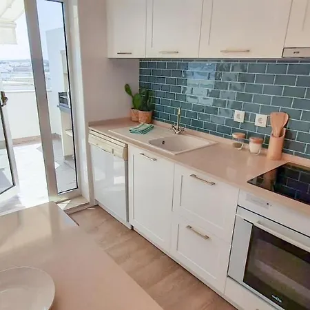 Апартаменты T2 Vista Rio Arade - *