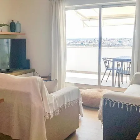 Apartament T2 Vista Rio Arade - Portimão